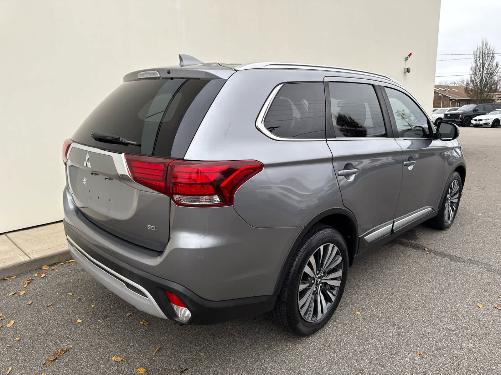 Used 2020 Mitsubishi Outlander SEL image 4