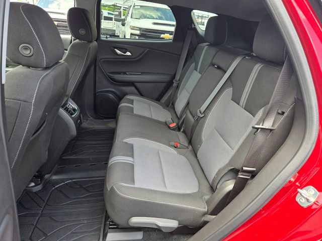 Used 2024 Chevrolet Blazer LT w/ Convenience Package image 11