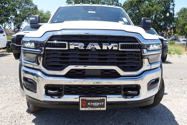 New 2025 RAM 5500 Tradesman AWD/4WD video 3