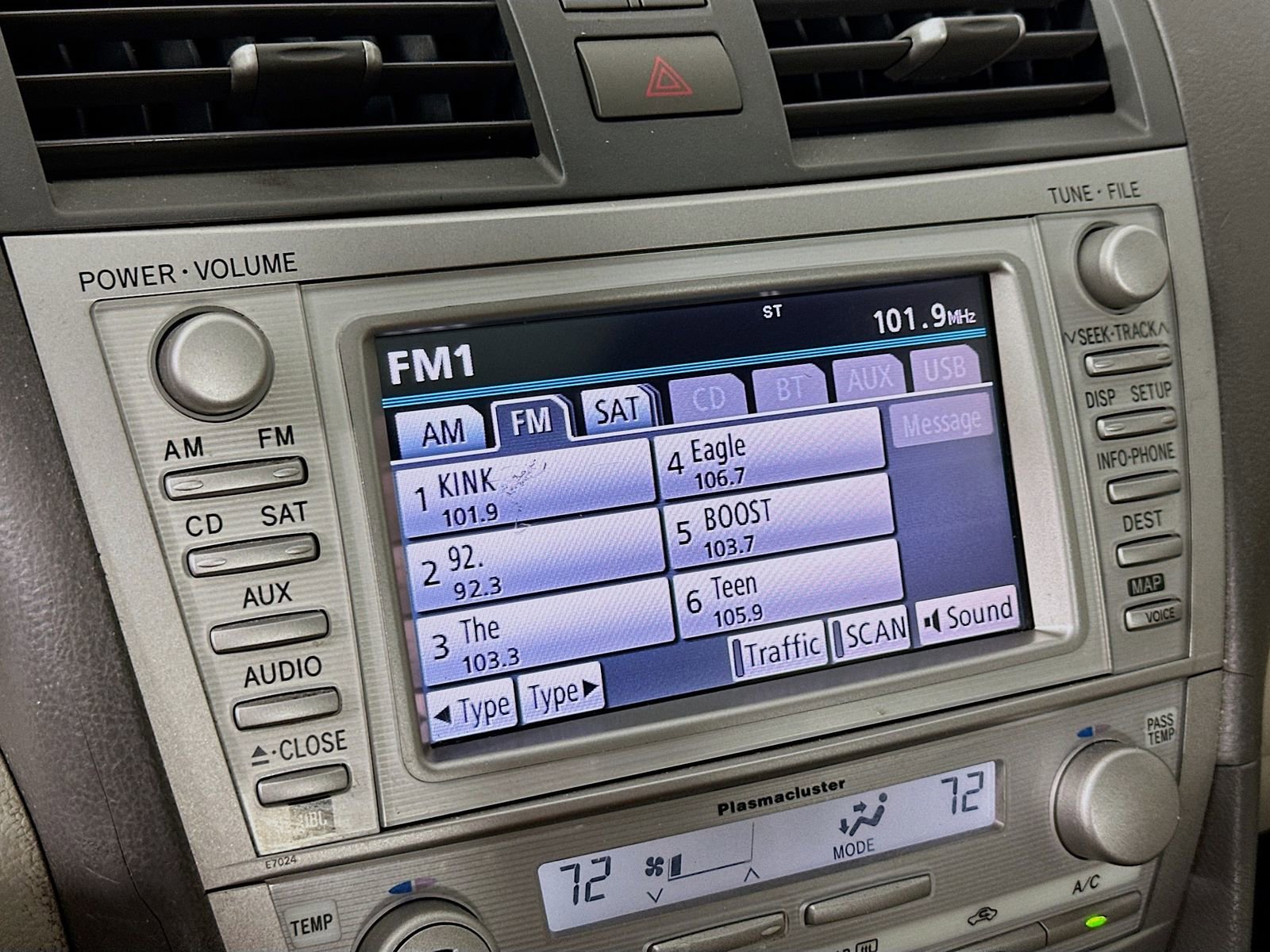 Used 2010 Toyota Camry XLE FWD image 15