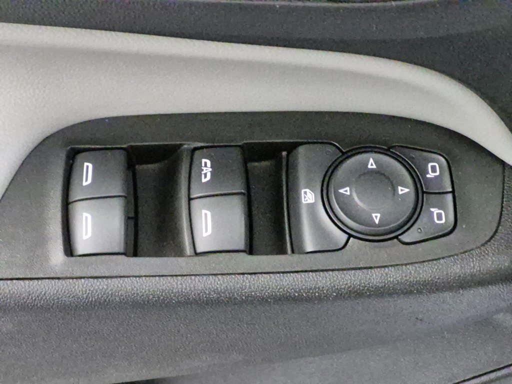 Used 2022 Chevrolet Equinox LS w/ LS Convenience Package image 14