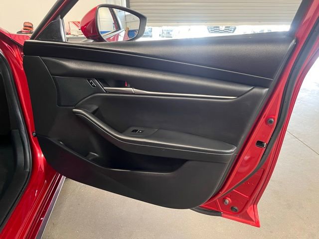 Used 2021 MAZDA MAZDA3 s image 12