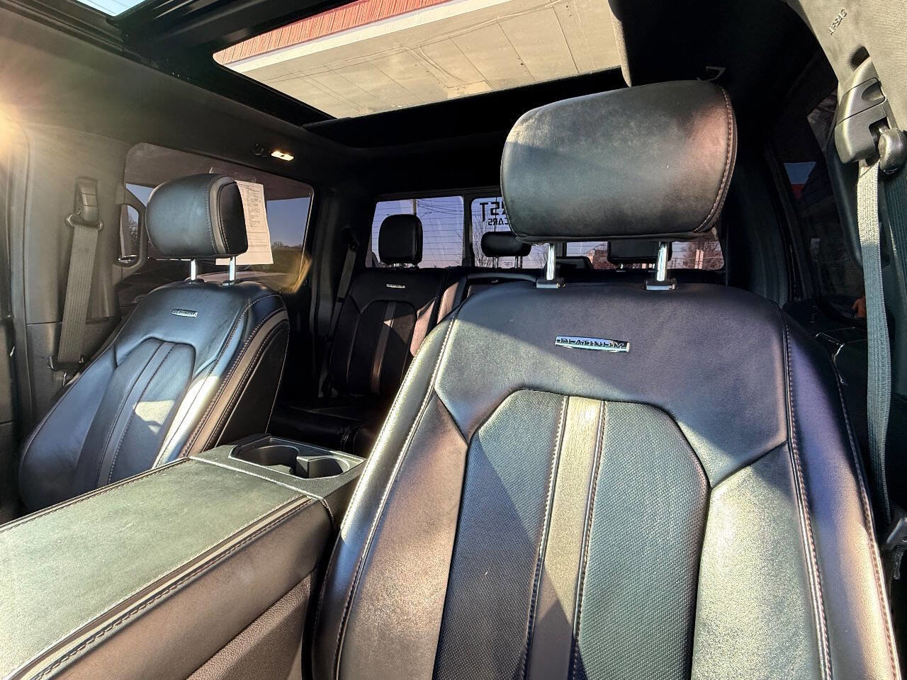 Used 2021 Ford F250 Platinum w/ FX4 Off-Road Package image 31