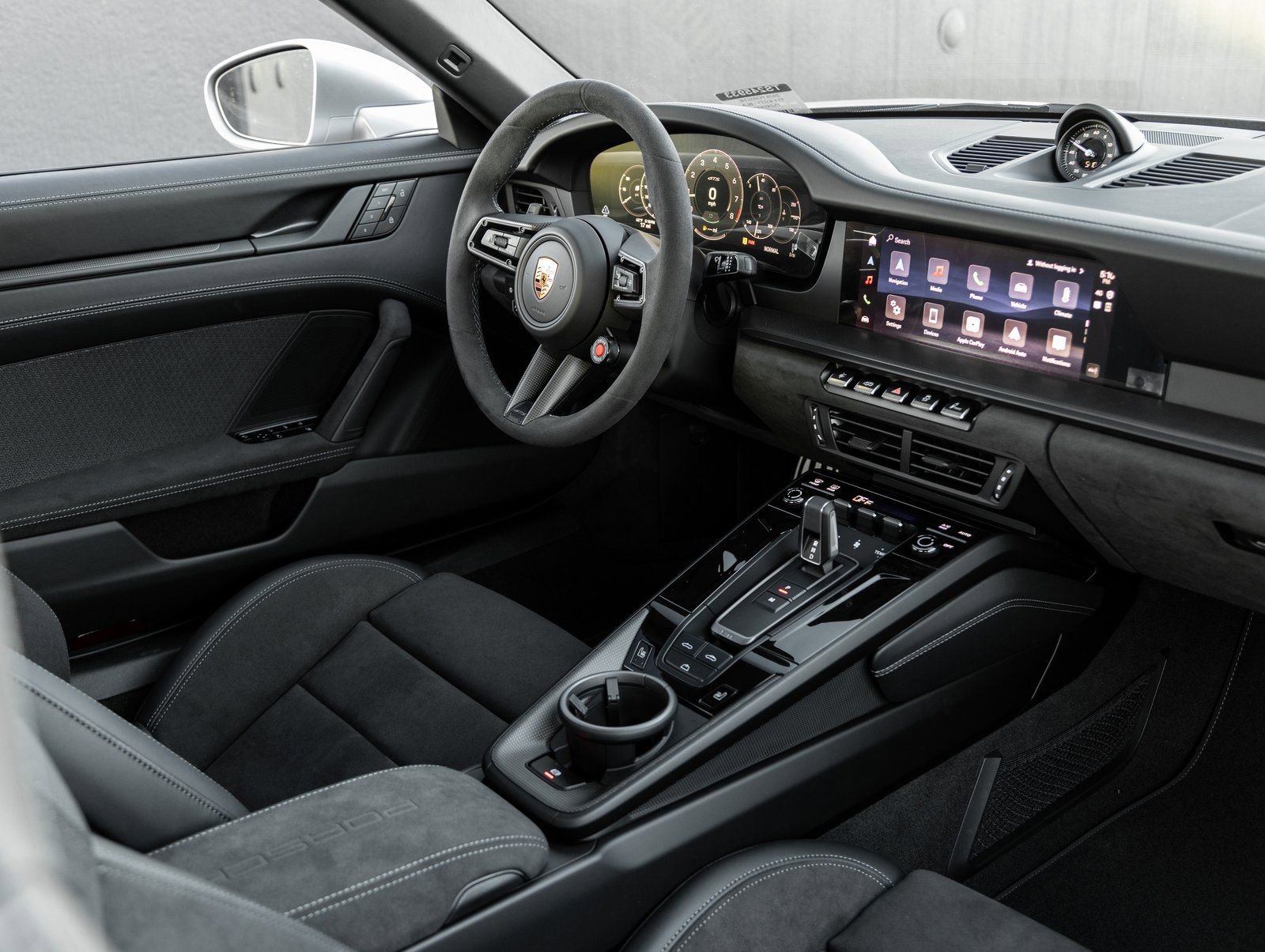 New 2026 Porsche 911 Carrera 4 GTS image 14