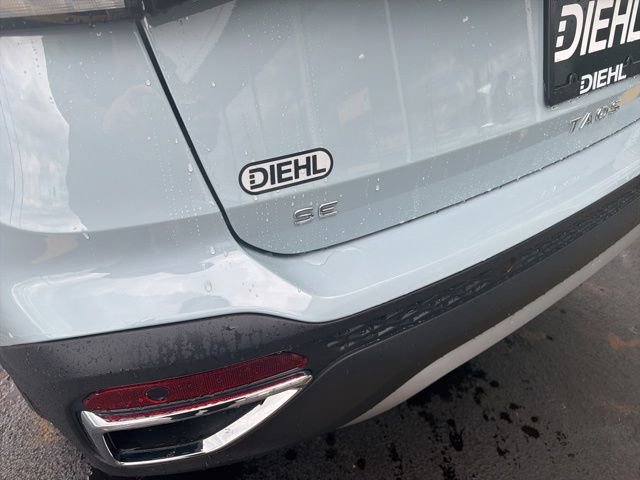 New 2026 Volkswagen Taos SE AWD/4WD image 15