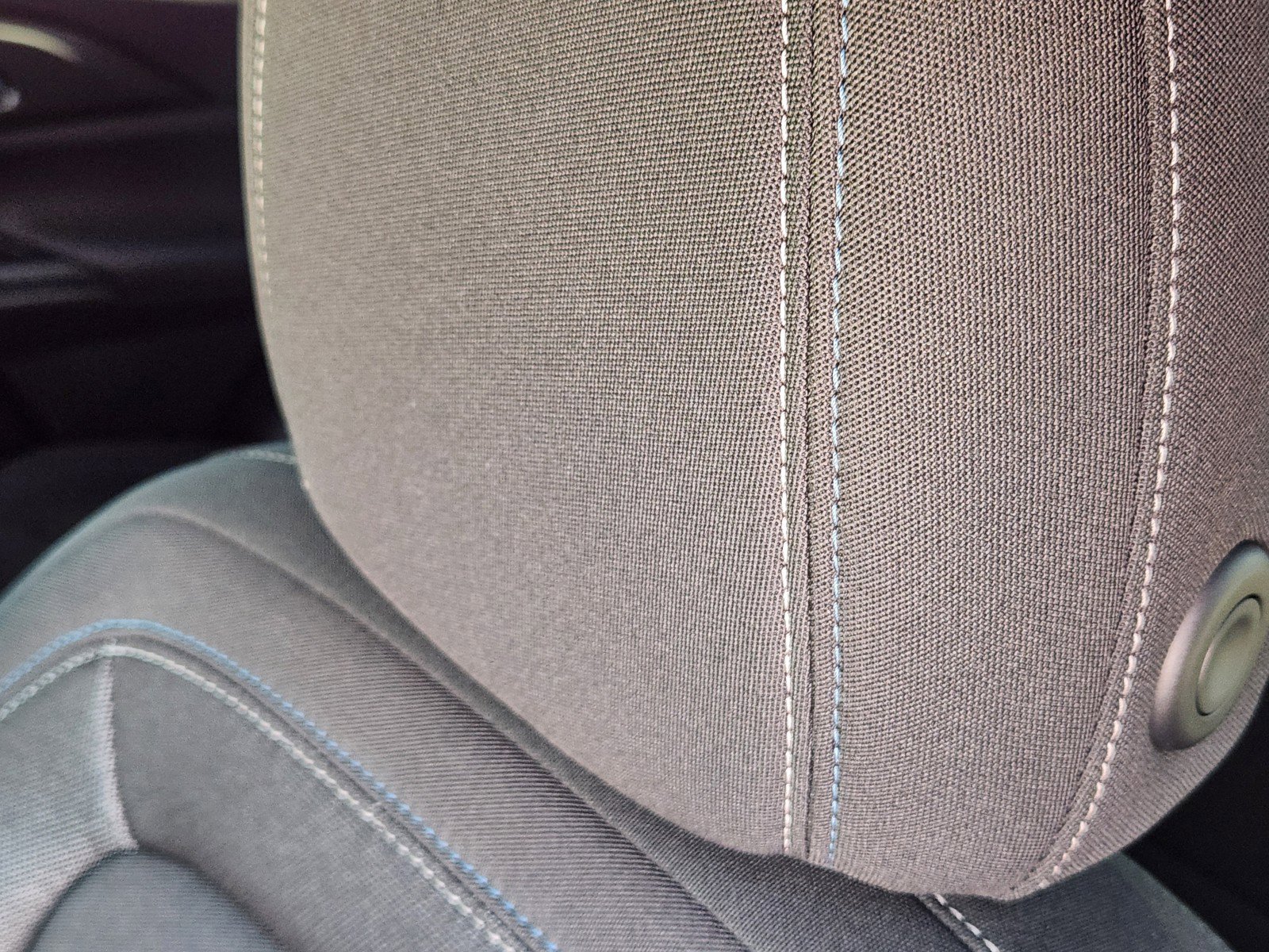 New 2026 Chevrolet Equinox EV LT w/ Comfort Package image 11