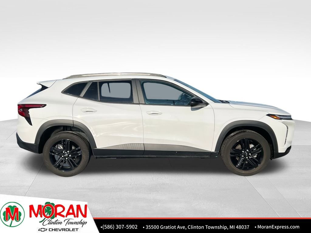 Certified 2024 Chevrolet Trax ACTIV w/ Driver Confidence Package image 7