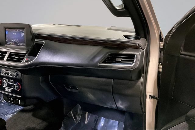 Used 2022 Chevrolet Tahoe 4WD image 17