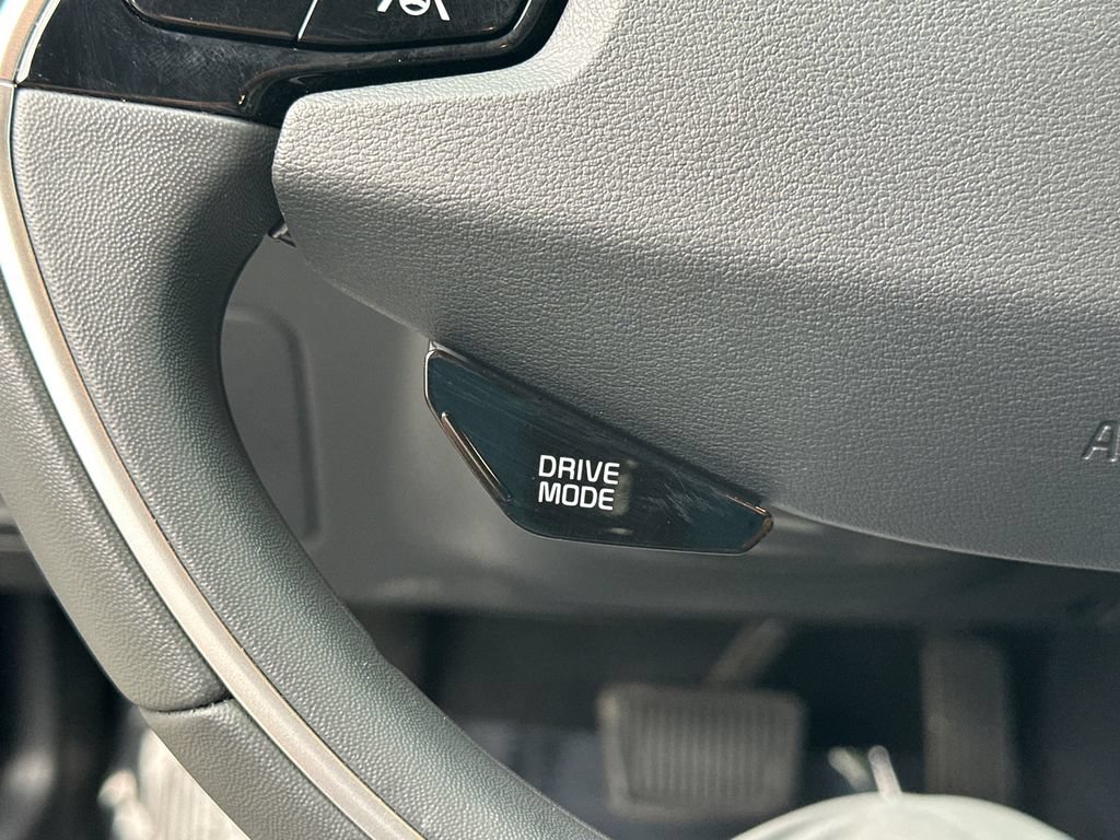 Certified 2023 Kia Niro Wind w/ Wind Preserve Package FWD image 28