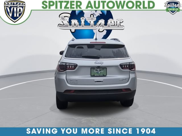 Used 2024 Jeep Compass Latitude AWD/4WD image 9