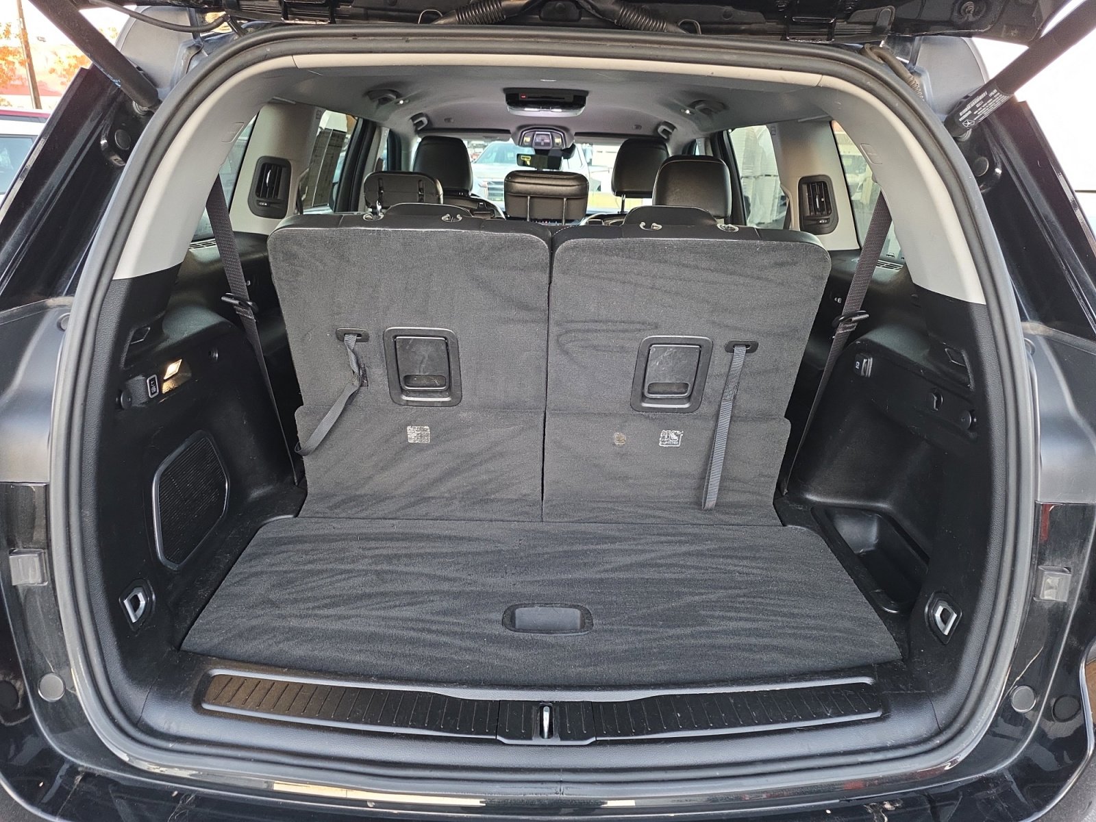 Used 2022 Jeep Grand Cherokee L Limited w/ Luxury Tech Group II image 20