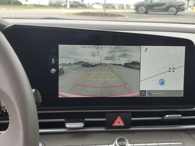 Certified 2025 Hyundai Elantra SEL FWD image 27