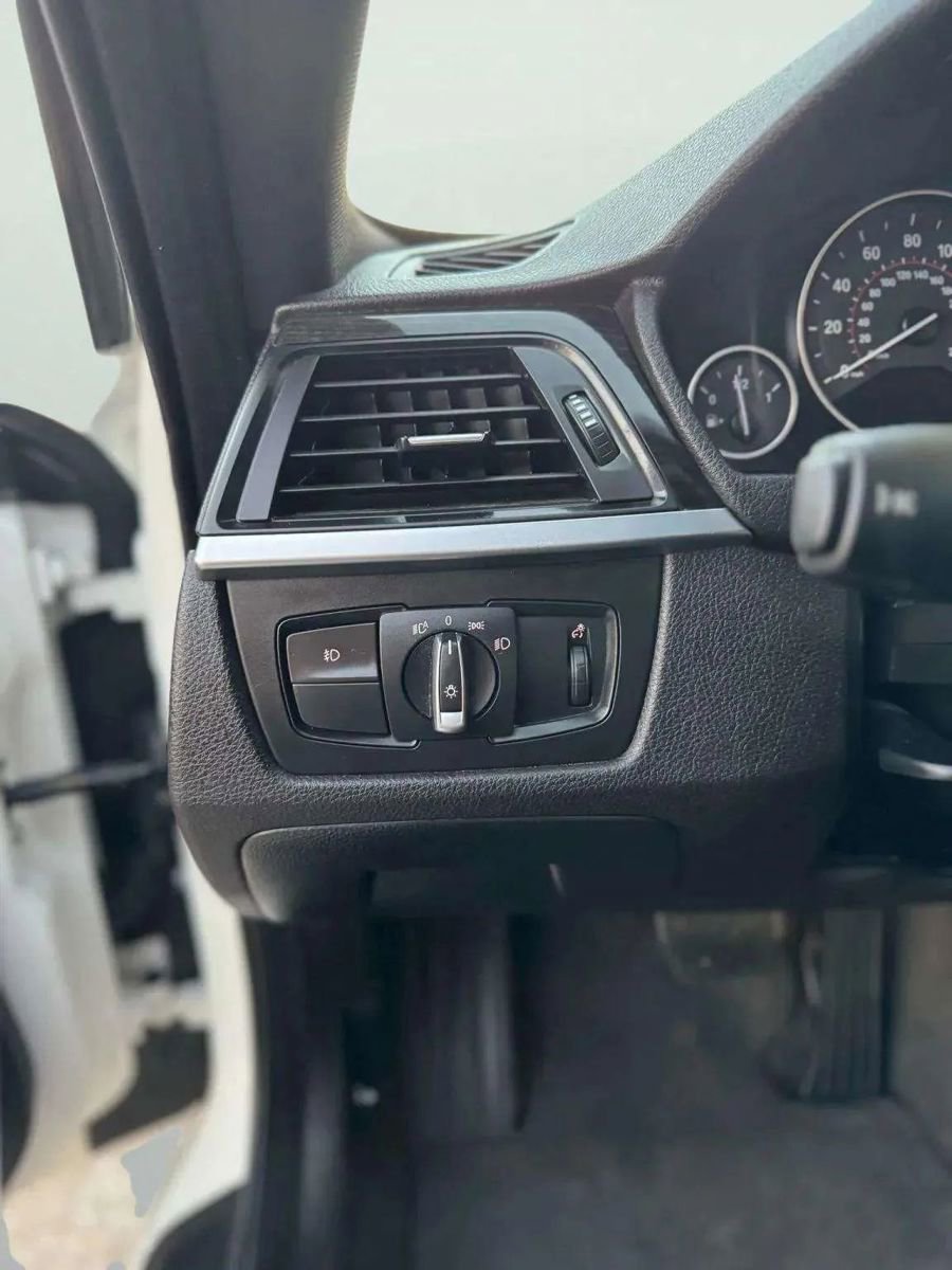 Used 2016 BMW 428i Coupe image 16