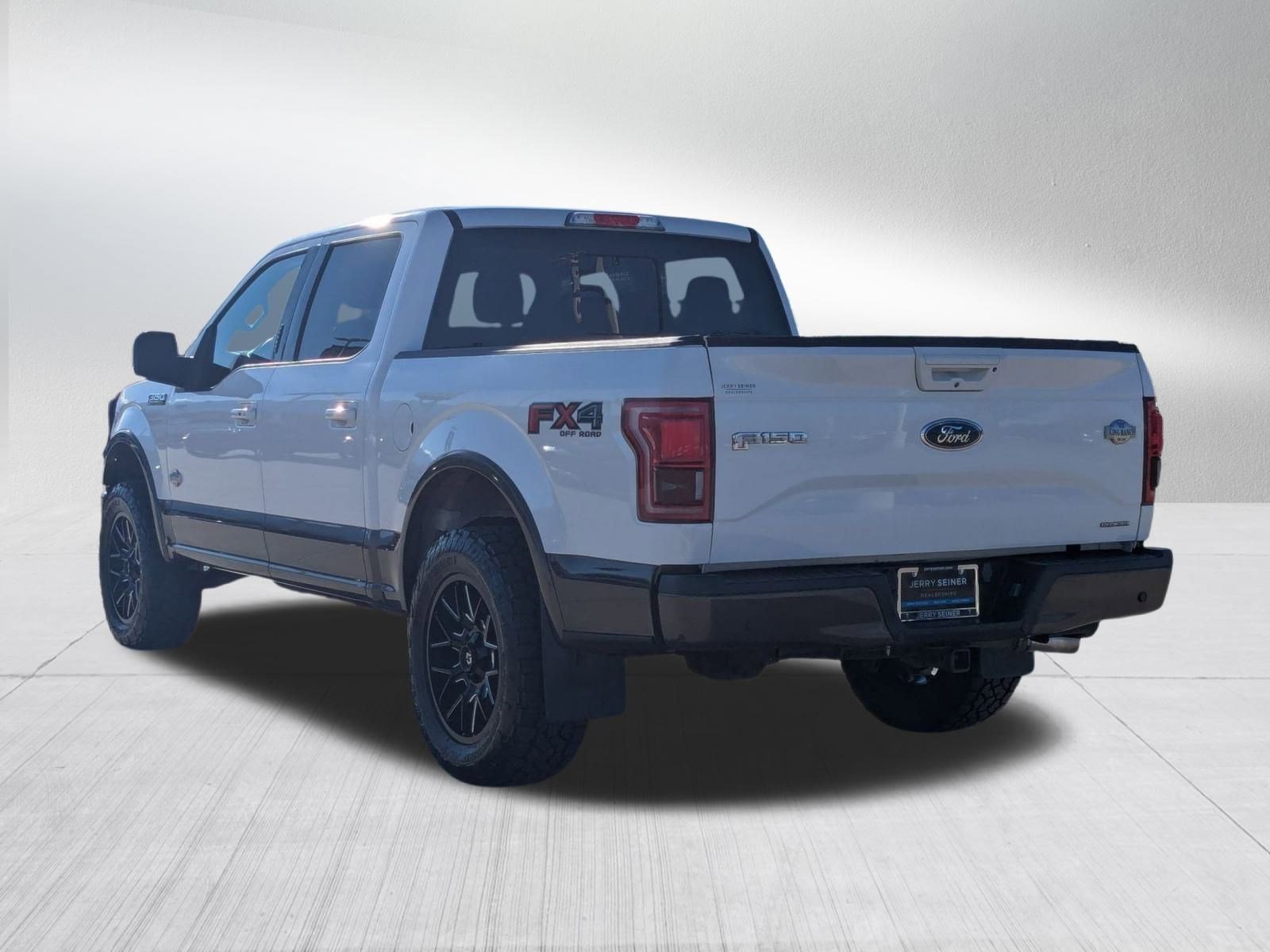 Used 2016 Ford F150 King Ranch w/ Equipment Group 601A Luxury image 3