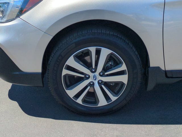 Used 2019 Subaru Outback 2.5i Limited AWD/4WD image 9
