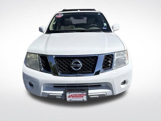 Used 2012 Nissan Pathfinder LE AWD/4WD image 2