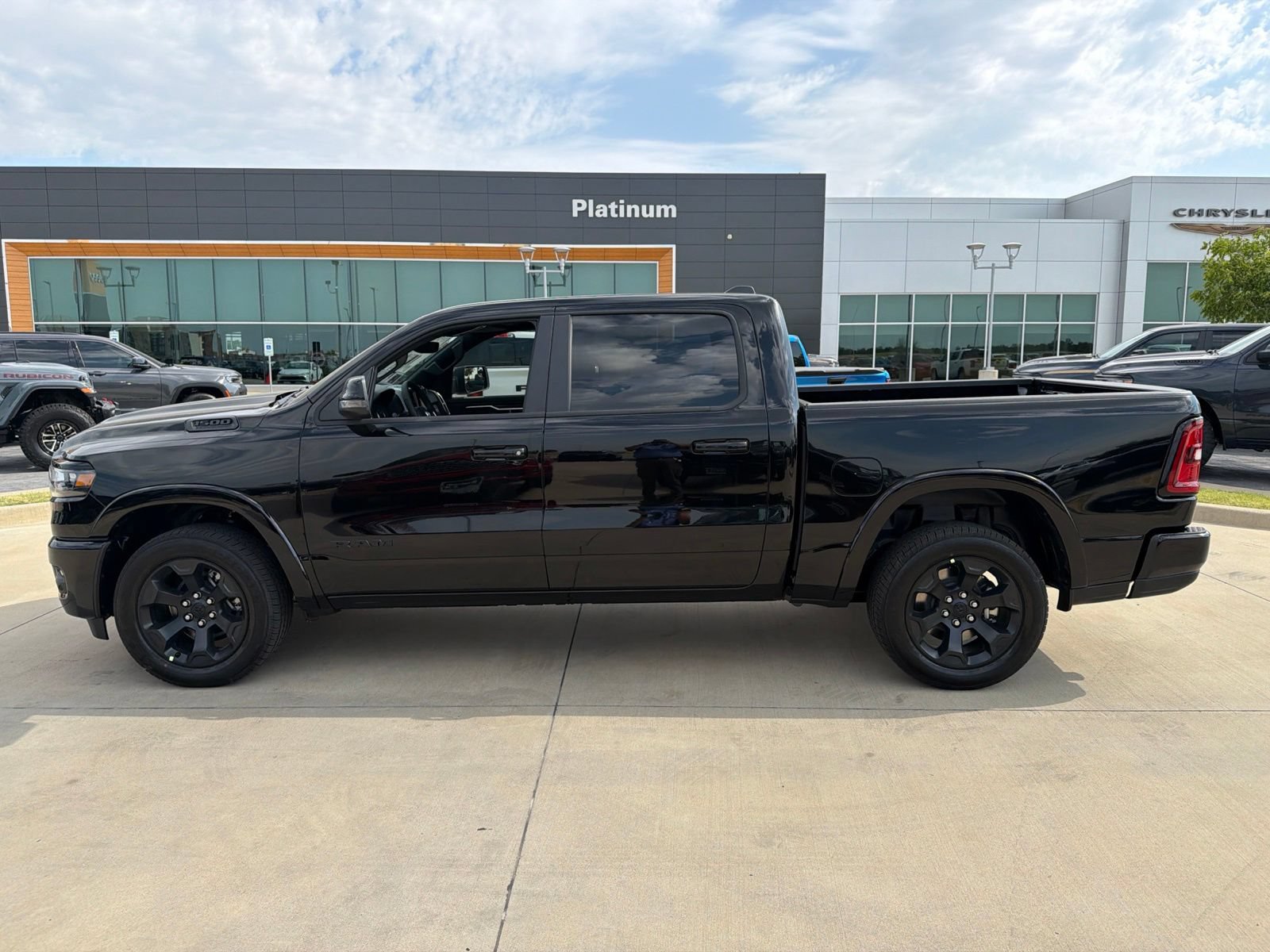 New 2027 RAM 1500 Lone Star RWD video 2