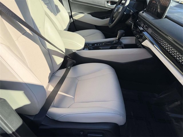 Used 2025 Honda Accord EX-L image 7