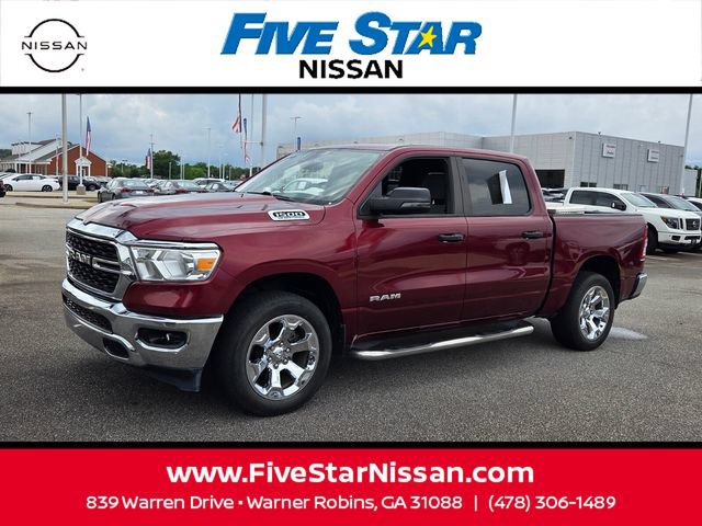 Used 2023 RAM 1500 Big Horn AWD/4WD image 3