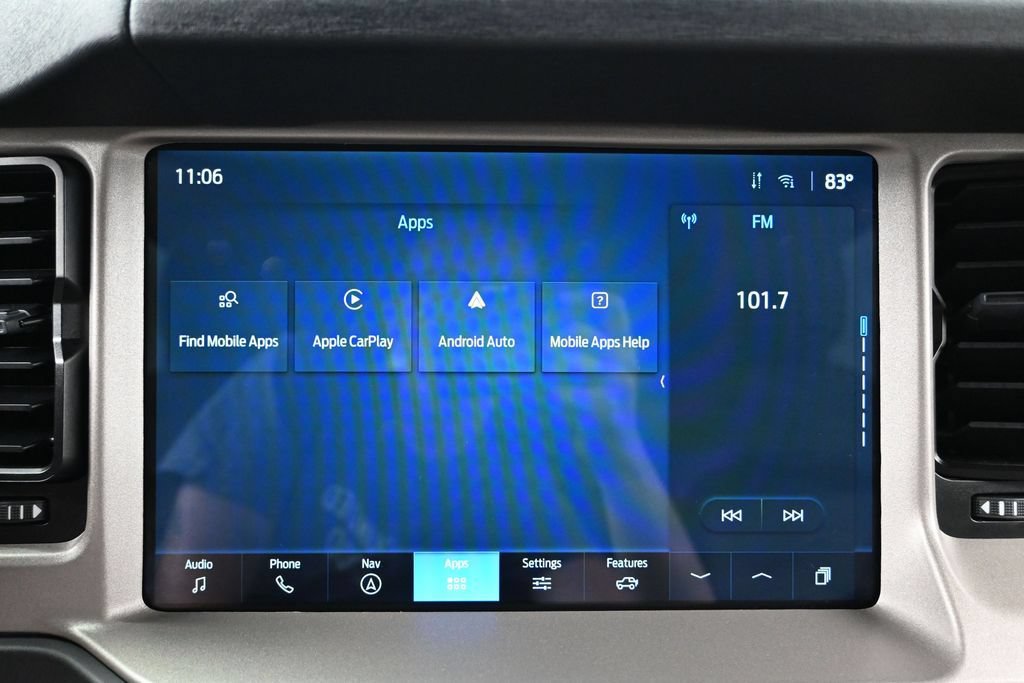 Used 2025 Ford Bronco Outer Banks AWD/4WD image 27