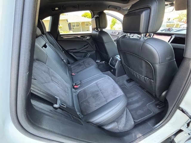 Used 2019 Porsche Macan AWD/4WD image 38