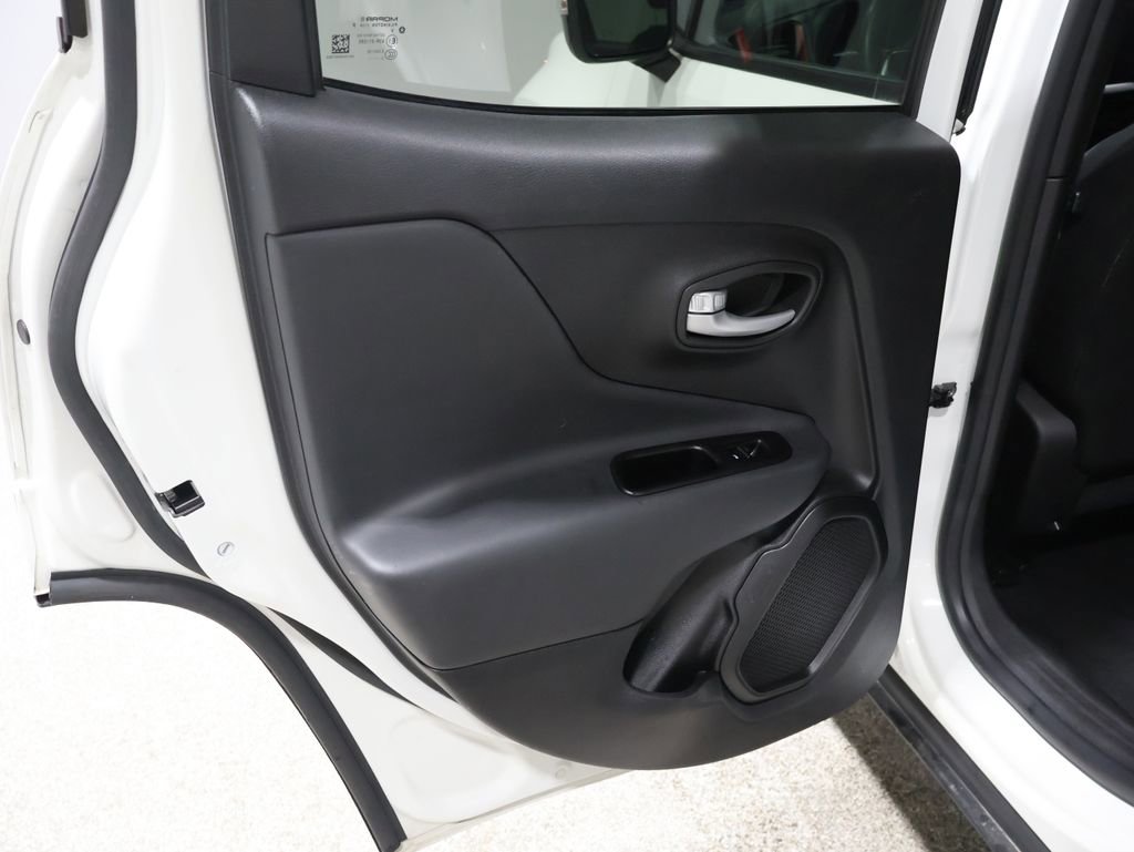 Certified 2023 Jeep Renegade Trailhawk image 19