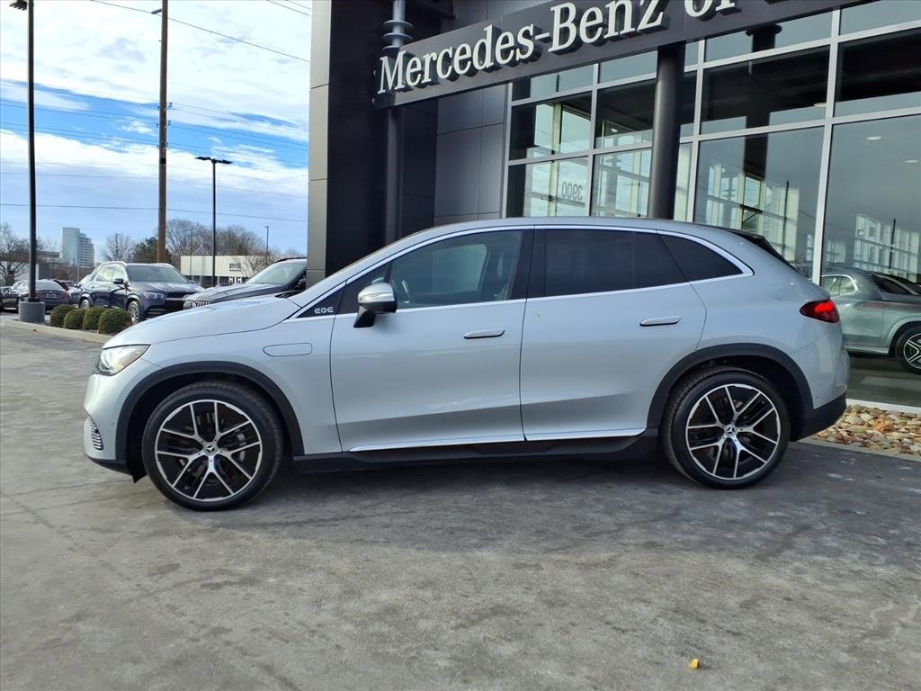 Used 2023 Mercedes-Benz EQE 350+ 4MATIC SUV image 3
