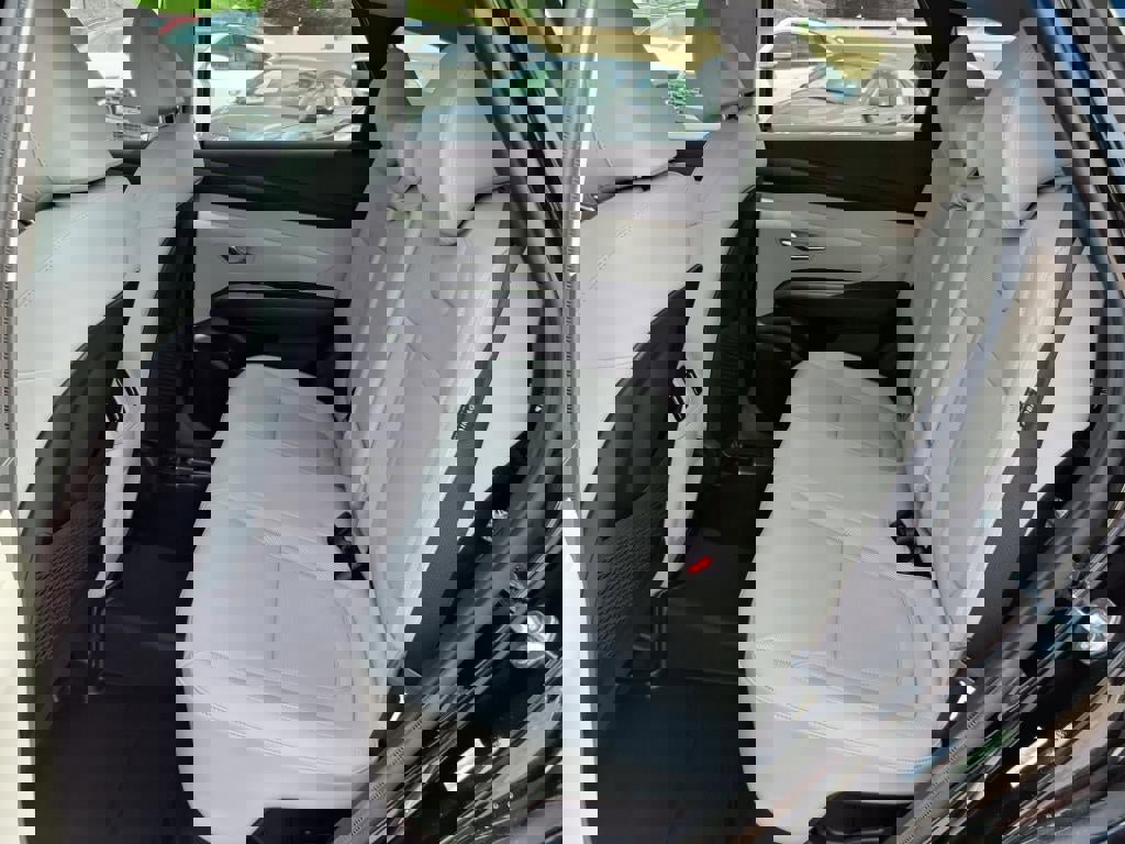 New 2025 Hyundai Tucson SEL image 10