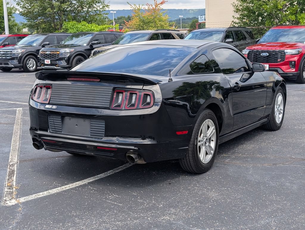 Used 2014 Ford Mustang Coupe RWD image 6