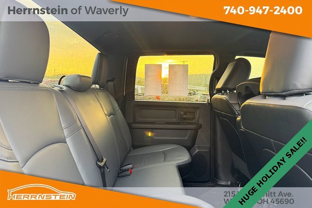 Used 2024 RAM 2500 Tradesman w/ Chrome Appearance Group image 25