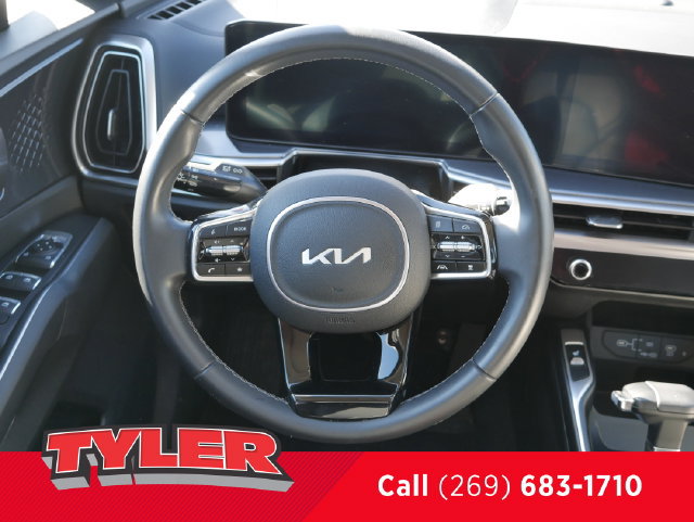 Used 2025 Kia Sorento S w/ Panoramic Sunroof Package AWD/4WD image 42