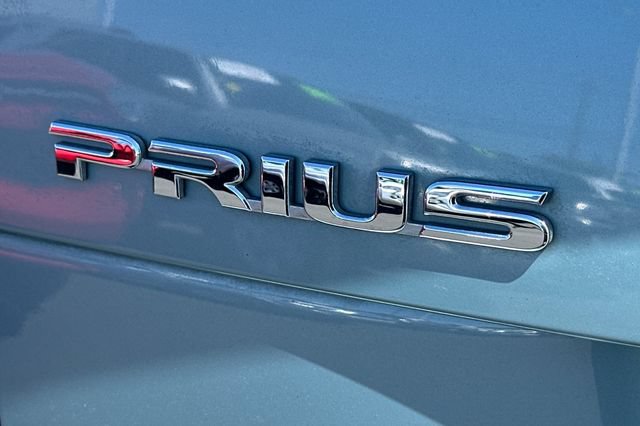 Used 2015 Toyota Prius Two FWD image 32