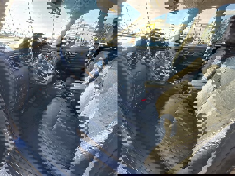 Used 2017 Nissan Rogue SL image 12