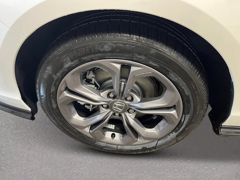 New 2026 Honda Accord EX-L image 11