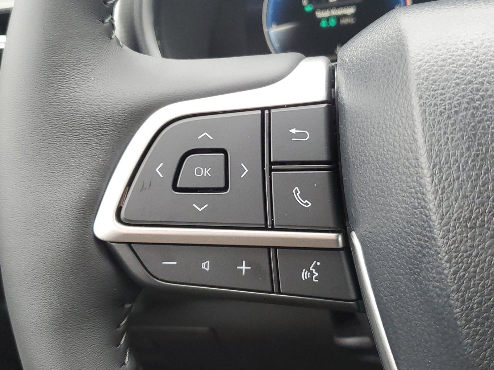 New 2026 Toyota Highlander Platinum image 23