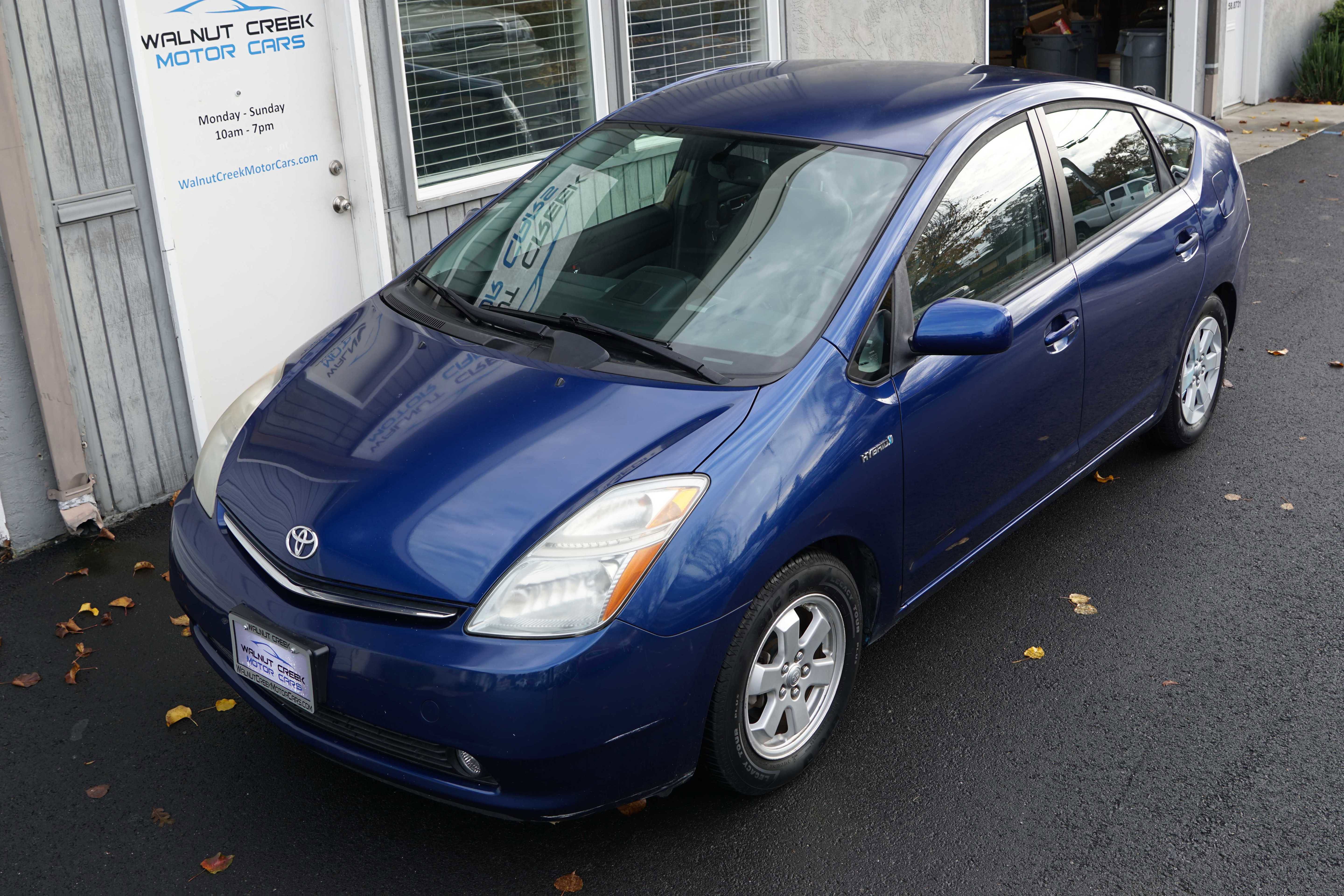 Used 2008 Toyota Prius Touring image 3