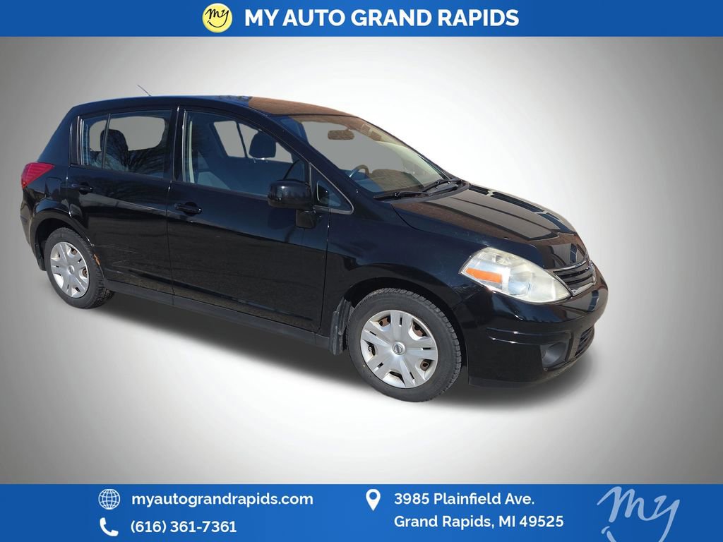 Used 2012 Nissan Versa 1.8 S w/ Plus Pkg image 1