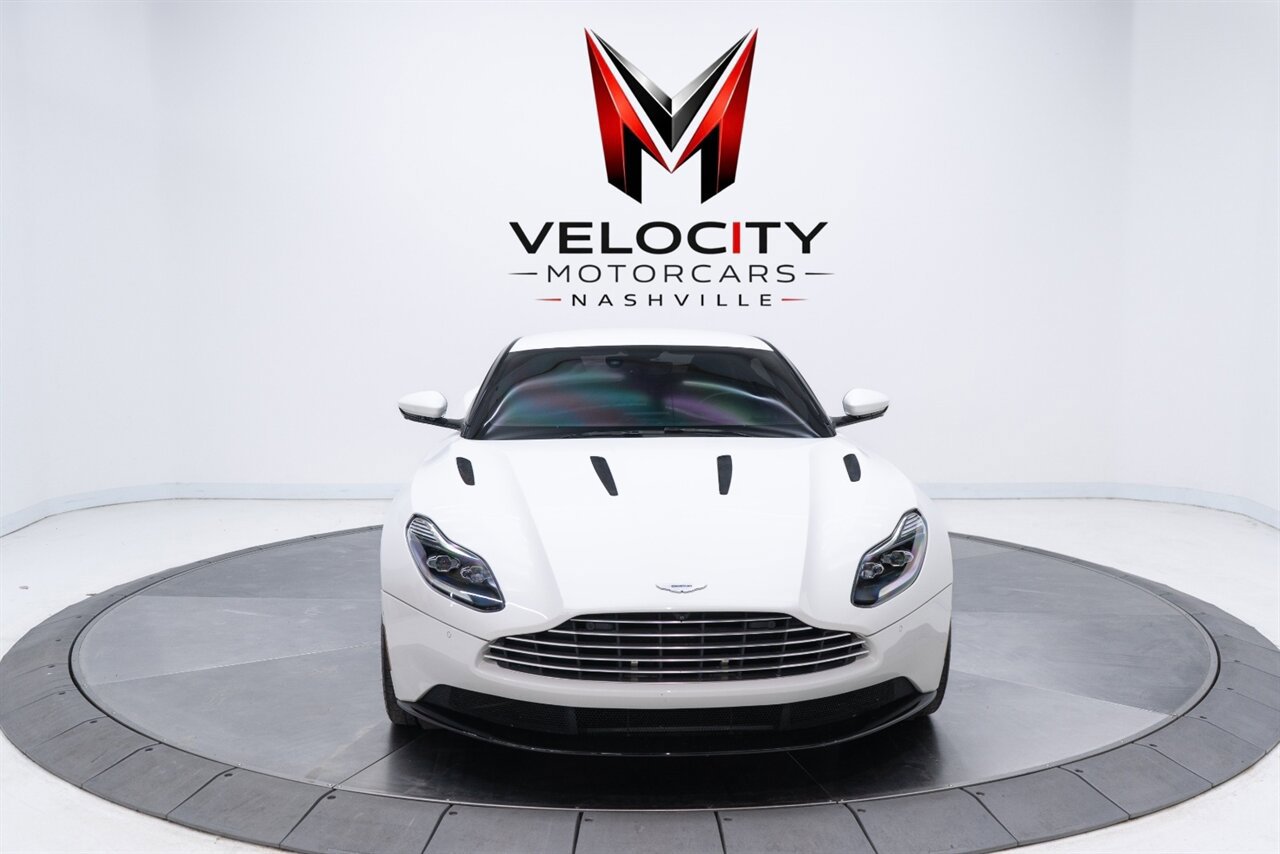 Used 2018 Aston Martin DB11 V12 image 11