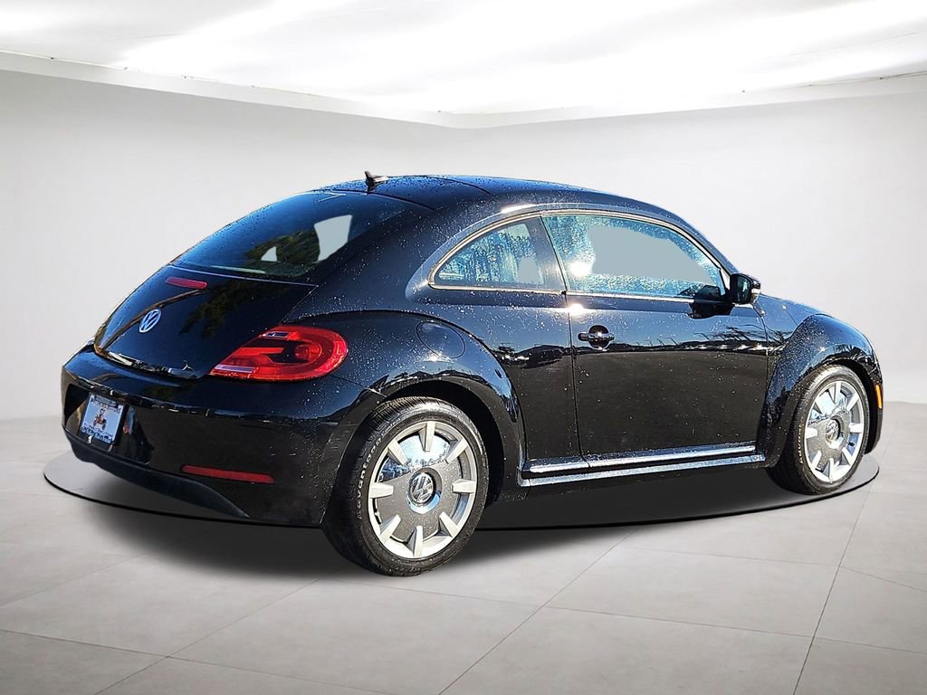 Used 2012 Volkswagen Beetle 2.5 image 7