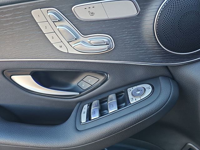 Used 2022 Mercedes-Benz GLC 300 4MATIC image 23