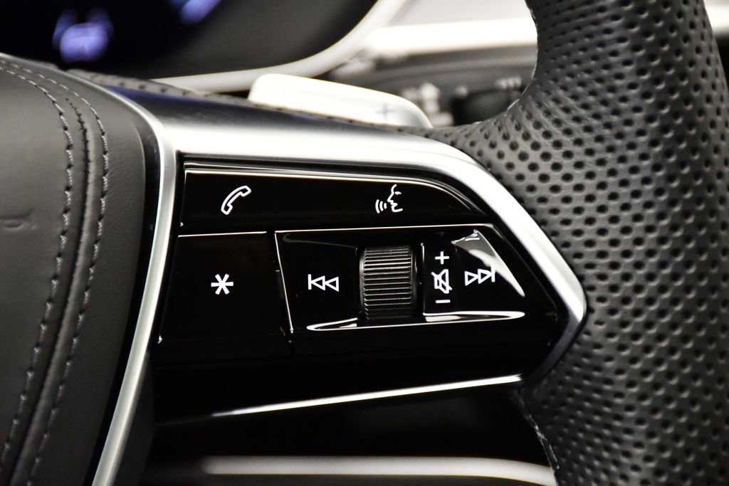 Used 2025 Audi S8 image 22