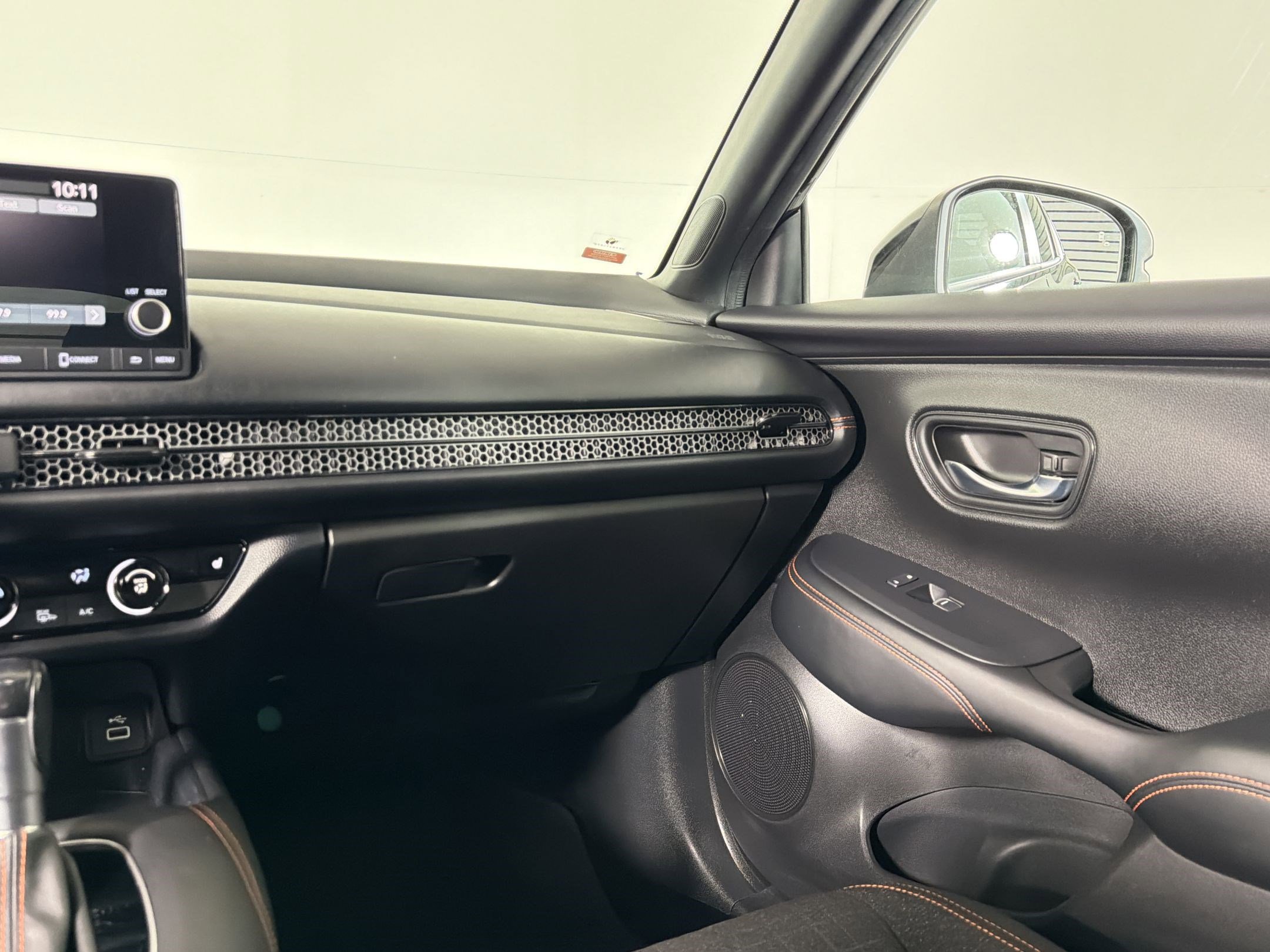 Used 2023 Honda HR-V Sport image 27