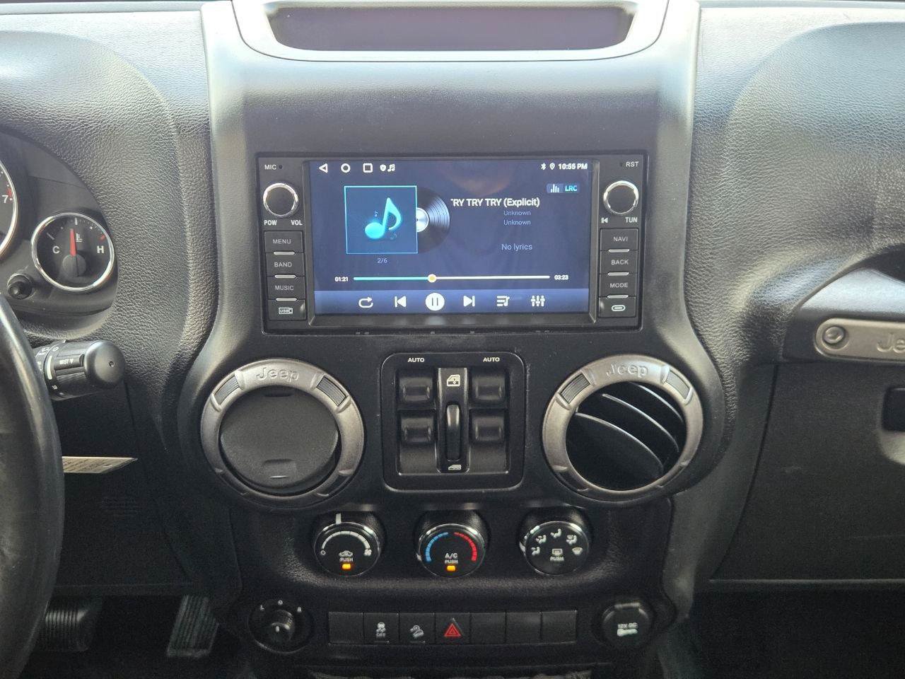 Used 2018 Jeep Wrangler Unlimited Sport S AWD/4WD image 21