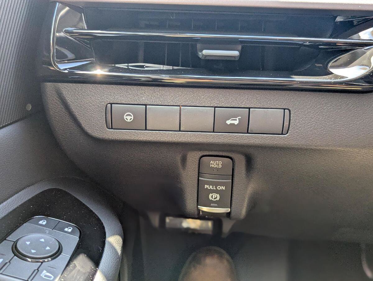 New 2026 Nissan Murano SV AWD/4WD image 33
