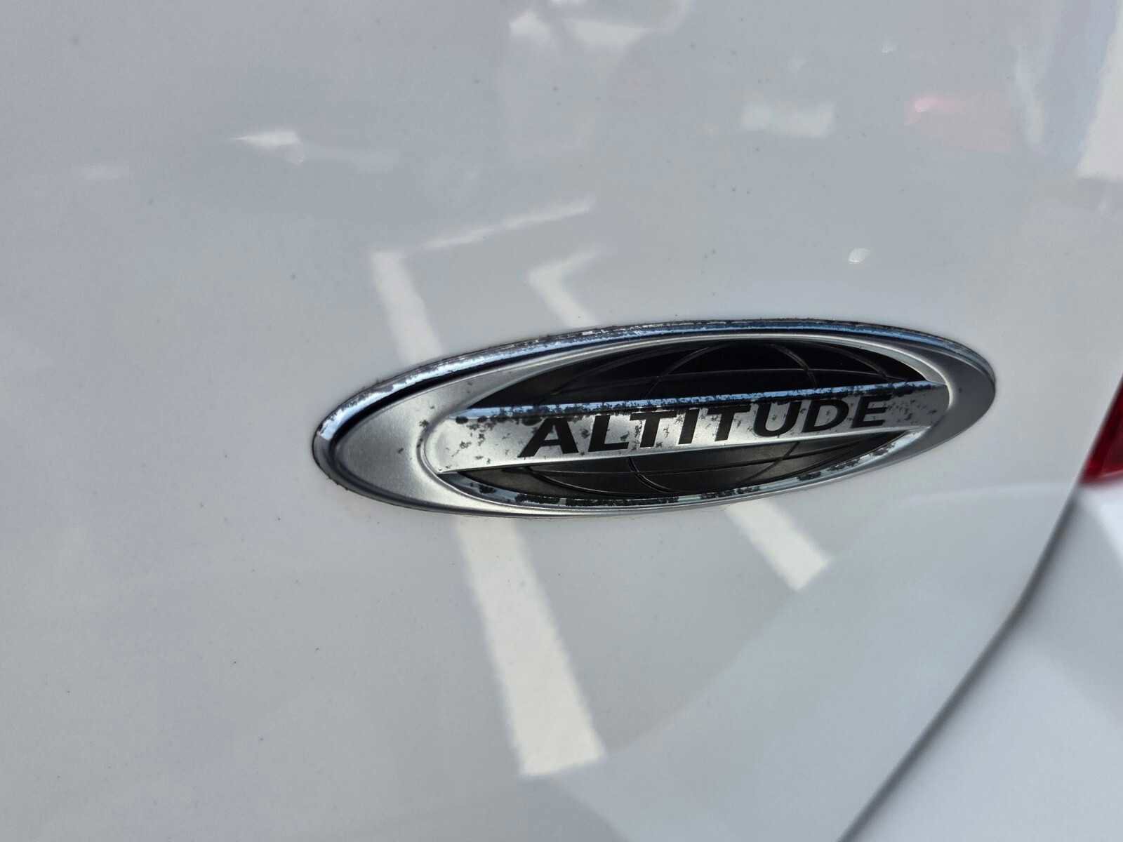 Used 2015 Jeep Compass Sport FWD image 15