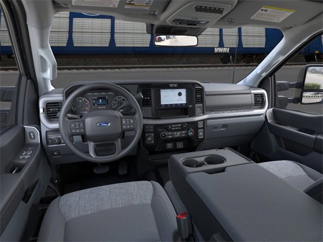 New 2026 Ford F450 XLT w/ 360-Degree Camera Package image 9