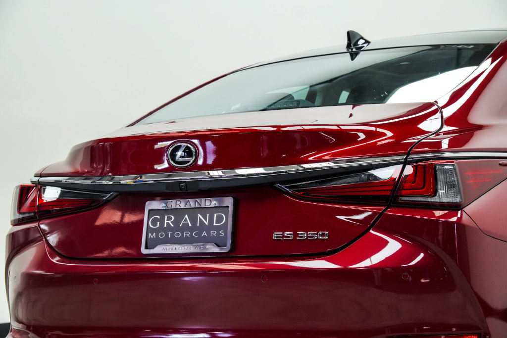 Used 2022 Lexus ES 350 w/ Premium Package FWD image 14