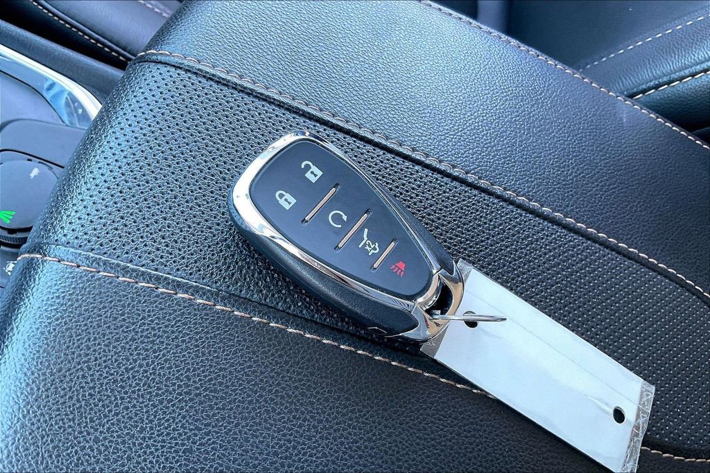 Used 2020 Chevrolet Traverse Premier FWD image 11
