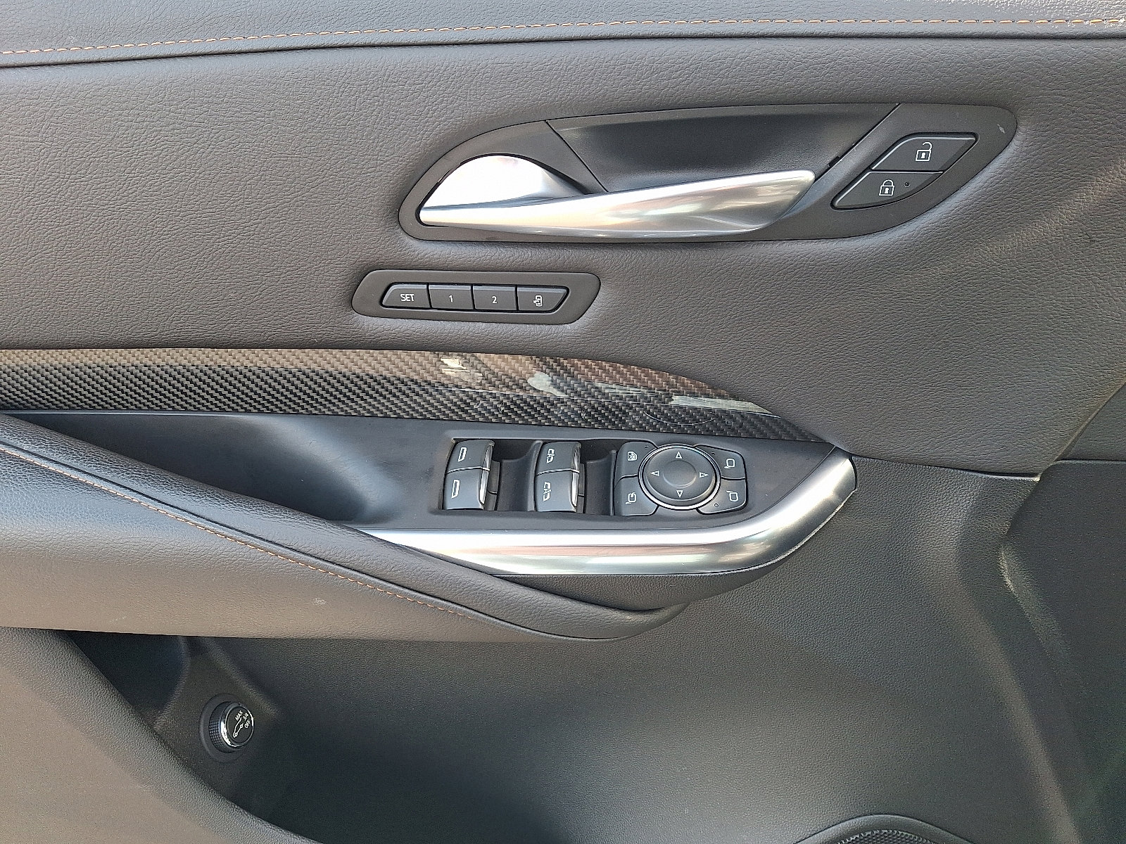 Certified 2023 Cadillac XT4 Sport w/ Cold Weather Package image 15