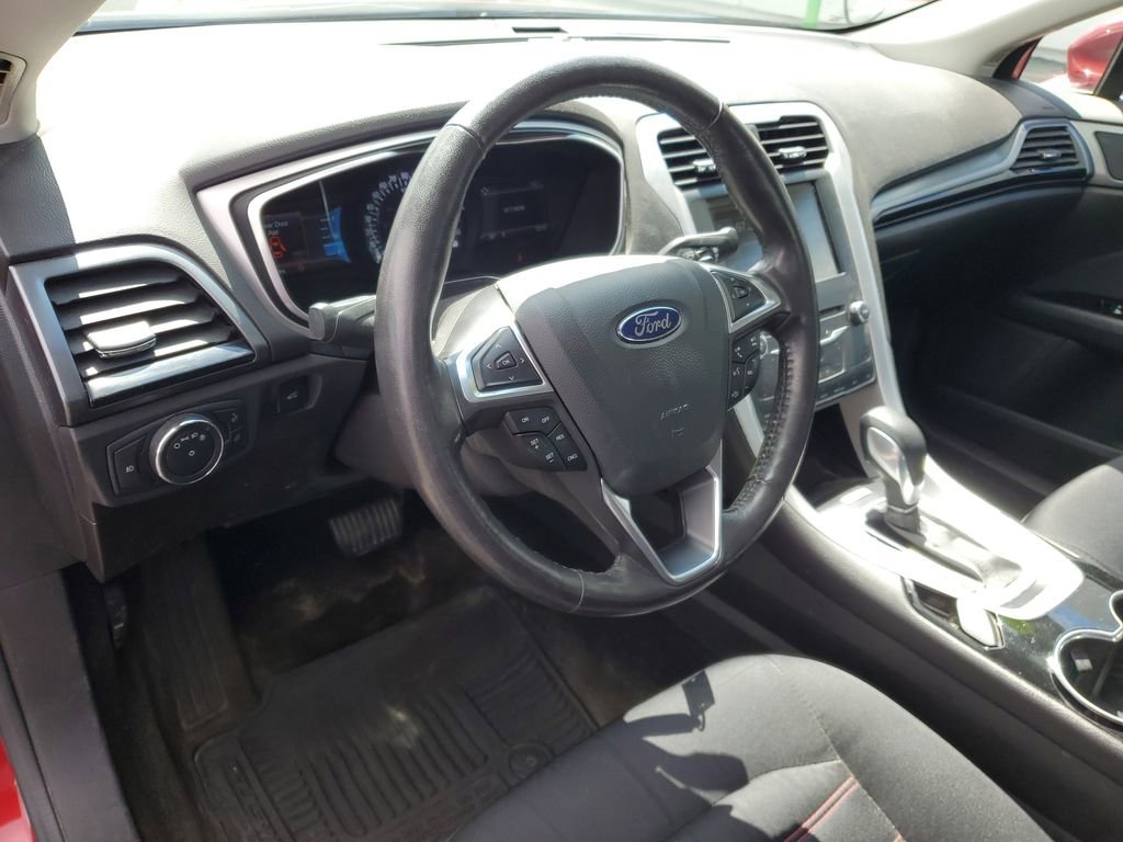 Used 2015 Ford Fusion SE w/ Equipment Group 201A AWD/4WD image 11